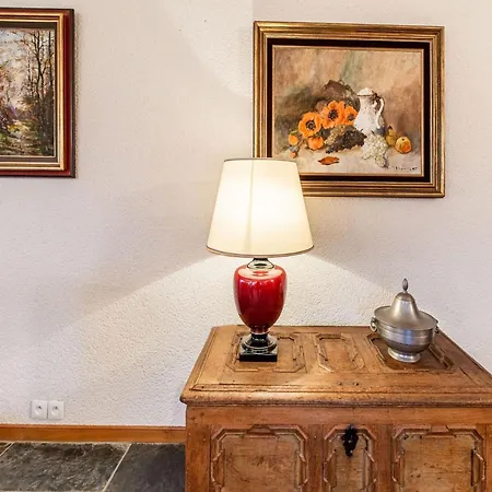 בית נופש Charming By High Fens